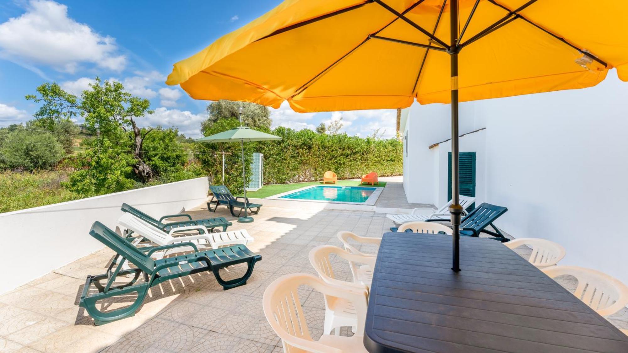 Sunny & Calm 4 Bdr House W/ Pool By Lovelystay Santo Estevao  Kültér fotó